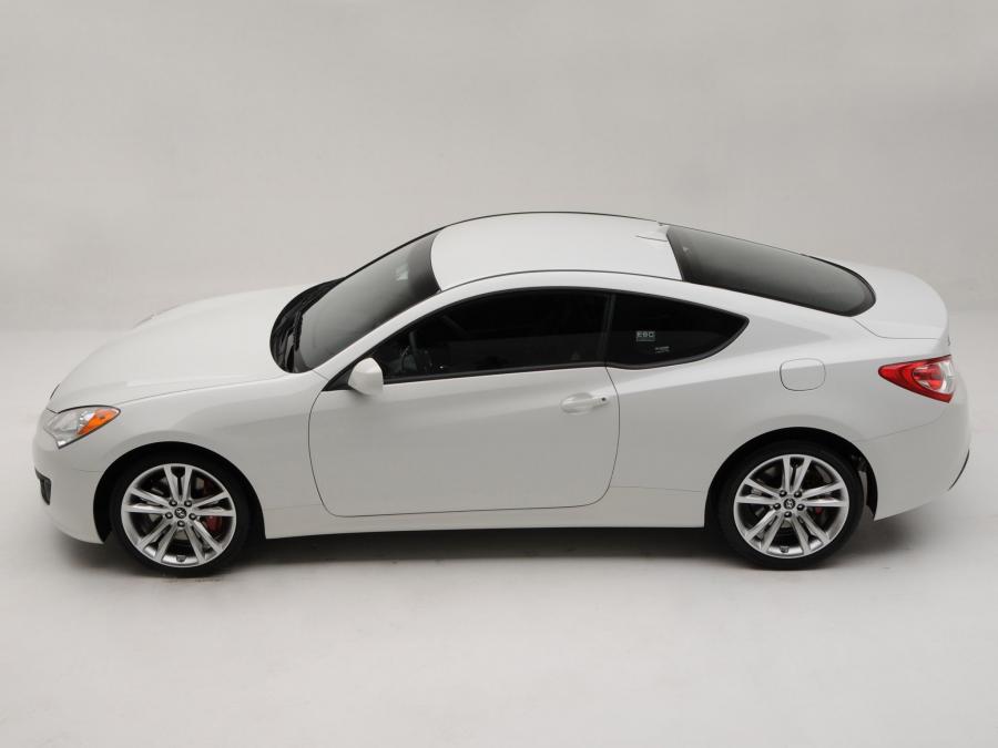  Hyundai Genesis Coupe R-Spec 2009 года  (фото 36 из 36)